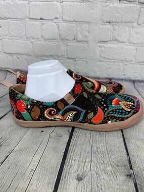 UIN Art Travel Loafers Wonder Mandala size 10